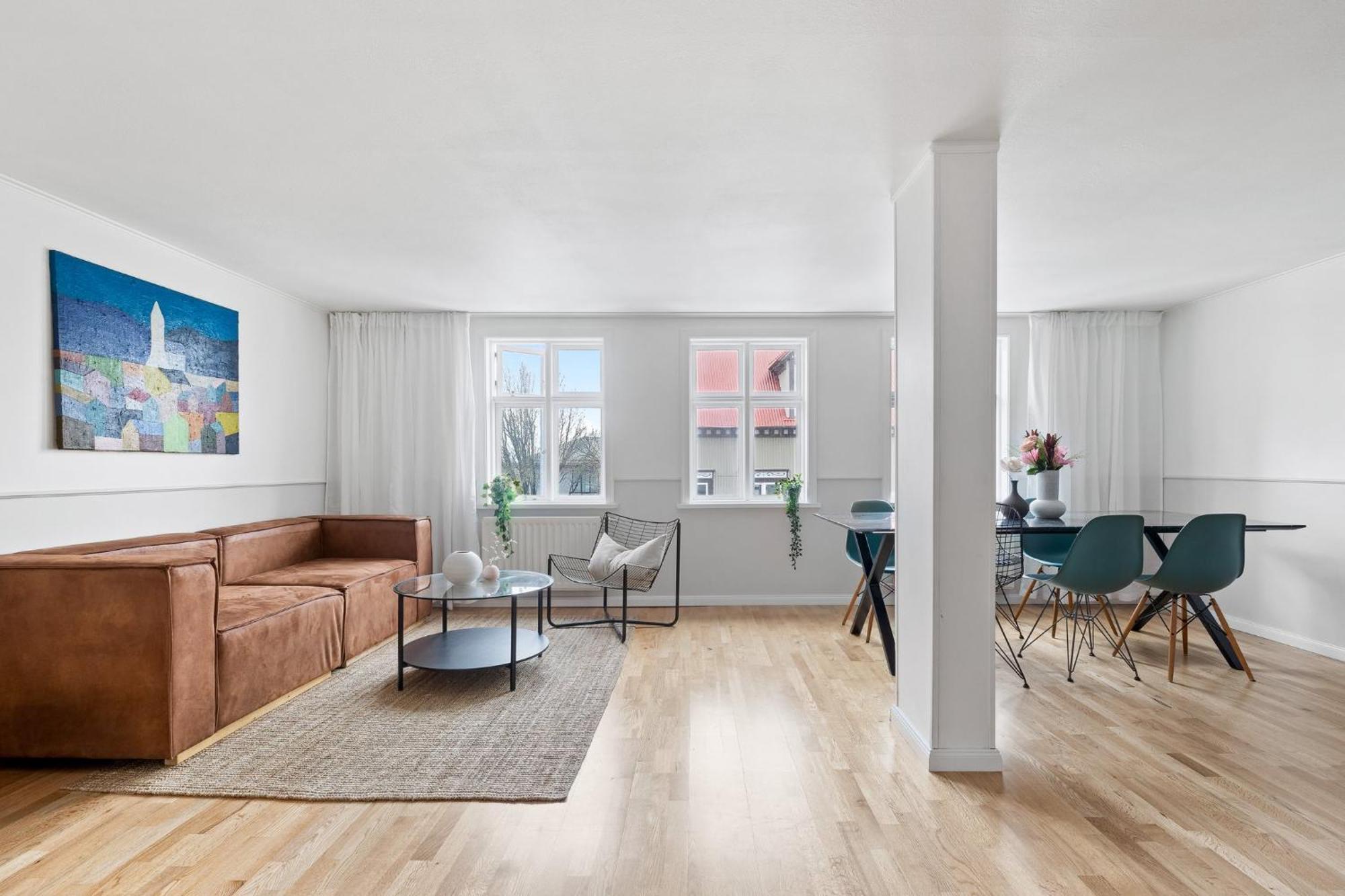 Downtown Reykjavik Baldursbra Holiday Home ภายนอก รูปภาพ